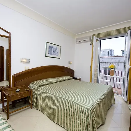 Hotell Casthotels Punta Del Sole Terme